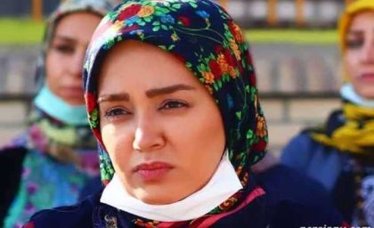 تولد ۳۹ سالگی ندا قاسمی؛ عکس جدید بازیگر نقش شیرین در سریال «نون خ» | استایل ساده و جذاب، بغض شیرین را شکست / ندا: این منم در آستانه‌ی فصلی مبهم، خیلی مبهم، اما قطعاً زیبا