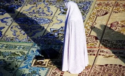 نماز شب عاشورا چند رکعت است؟ | تعداد رکعات و نحوه خواندن نمازهای سفارش‌شده