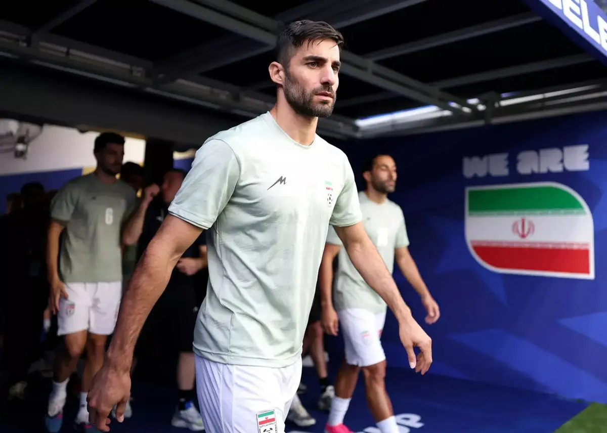 حذف تلخ ایران از جام جهانی و پیام احساسی میلاد محمدی | مدافع تیم ملی: از هواداران تشکر میکنم / بابت ناتوانی در ادامه مسیر متأسفم، اما پوشیدن پیراهن تیم ملی برای همیشه افتخار بزرگی بود + ما قدرتمندتر بازخواهیم گشت