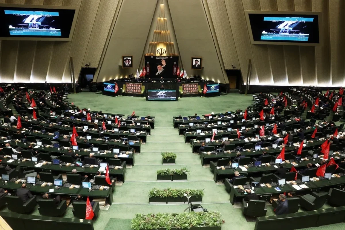 نمایندگان مجلس در حمایت از پیام راهبردی رهبر انقلاب بیانیه صادر کردند؛ تأکید بر وحدت و اقتدار ملی