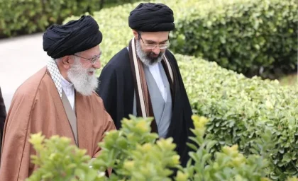 روایت آیت‌ الله سیدمجتبی خامنه‌ای از رهبر شهید | از صراحت در امر به معروف تا رابطه عاطفی با پدر؛ «بی‌پرده‌تر از این نمی‌توان گفت که پدرم برای بقای نظام چه کرد» + جزئیات
