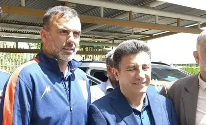 اخبار داغ تیم ملی فوتبال ایران | تعیین تکلیف قلعه‌نویی به هفته آینده موکول شد؛ شرط سنگین فدراسیون برای ابقای سرمربی / تغییرات در کادر فنی تیم ملی؛ مهدی تاج از دستیاران جدید می‌گوید و مخالفان خواستار پوست‌ اندازی کامل پیش از جام ملت‌ های آسیا هستند