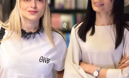 استایل تابستانی و شیک صحرا اسداللهی در یک رویداد هنری؛ این تیپ خاص حسابی دیده شد / تیپ متفاوت صحرا اسداللهی در مراسم هنری؛ استایل تابستانی بازیگر جوان سوژه شد + عکس / حضور چشمگیر صحرا اسداللهی با یک استایل شیک و تابستانی؛ تصویری که در فضای مجازی وایرال شد