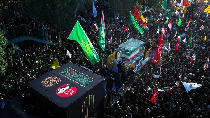 مراسم بزرگداشت امام مجاهد شهید در مصلای تهران اعلام شد | رهبر انقلاب برای سه شنبه ۲۳ تیر فراخوان داد / مراسم از ساعت ۱۷ تا ۱۹ با حضور علما و اقشار مختلف مردم در شبستان مصلای امام خمینی(ره) برگزار می شود