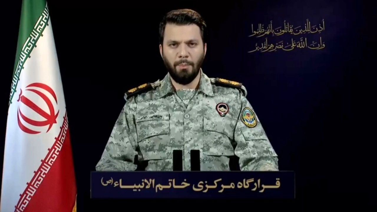 سخنگوی قرارگاه خاتم: به هیچ عنوان به آمریکا اجازه دخالت در مدیریت تنگه هرمز را نمی دهیم
