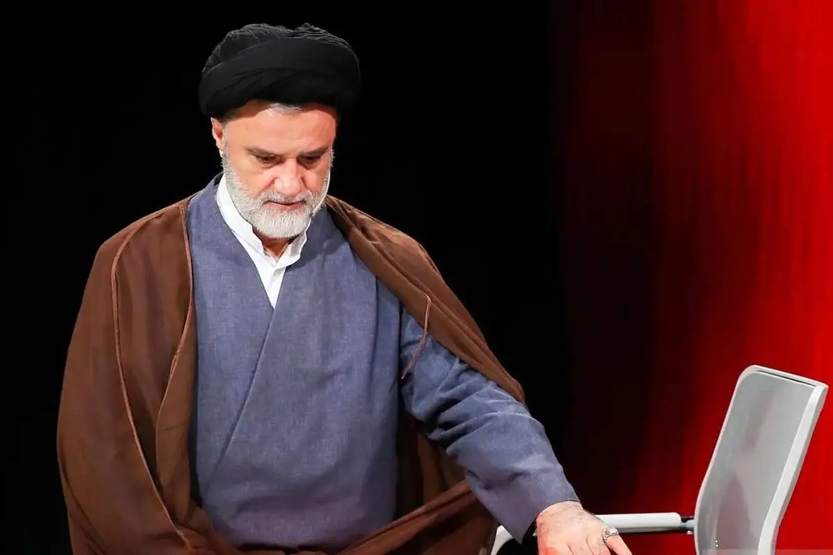 جنجال اظهارات نبویان درباره توافق با آمریکا | واکنش تند مهاجری: با لباس پیغمبر دروغ می‌گویید / آجرلو: تقطیع و تحریف کرد؛ نهادهای ذیربط ورود کنند