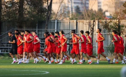 پرسپولیس با ۴ بمب نقل‌وانتقالاتی در مسیر قهرمانی / سرخ‌ها برای فتح بازار تابستانی دست به کار شدند؛ ۴ ستاره‌ای که می‌توانند معادلات لیگ را تغییر دهند / ۴ خرید بزرگ پرسپولیس برای فتح نقل‌وانتقالات؛ ترکیب جدید سرخ‌ها مدعی قهرمانی می‌شود؟