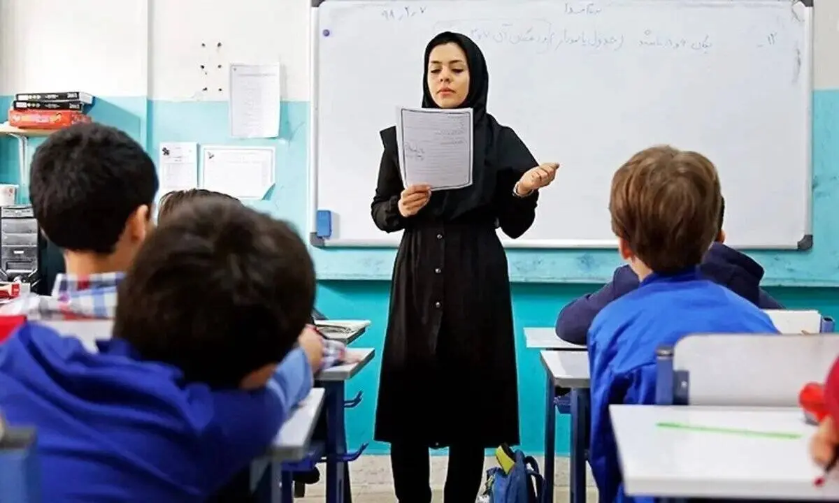 اختصاصی / استخدام معلمان حق‌التدریس آزاد در دستور کار مجلس / تأکید بر تبدیل وضعیت و قرارداد کار معین / ۲۰ هزار سهمیه استخدامی در انتظار تصویب