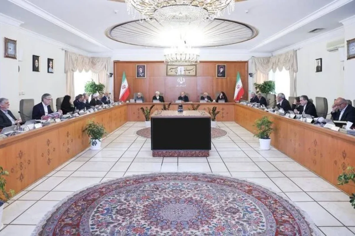 خبر فوری برای بازنشستگان دولت و کارکنان | تکلیف نحوه محاسبه حقوق بازنشستگان جدید مشخص شد؛ ابلاغ اصلاحیه افزایش ضریب حقوق ۱۴۰۵ با تضمین حداقل دریافتی / جزئیات کامل نحوه محاسبه فوقالعاده خاص و جبران کسری تا سقف ۲۷,۵۴۰,۰۰۰ ریال + سند رسمی