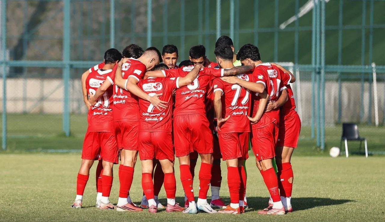 پرسپولیس بدون مصرف سهمیه لیگ برتر خرید کرد؛ خبر خوش برای سرخ‌پوشان / دست پر تارتار در نقل‌وانتقالات؛ خرید جدید پرسپولیس سهمیه لیگ برتری را اشغال نمی‌کند