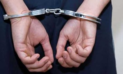 اخبار فوری انتظامی سمنان | انهدام باند سارقان منزل در سمنان؛ دستگیری ۳ عضو اصلی و کشف اموال مسروقه / رئیس پلیس آگاهی: متهمان پس از تشکیل پرونده برای سیر مراحل قانونی به مراجع قضائی معرفی شدند