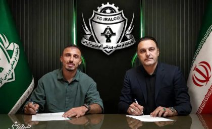 اخبار داغ نقل و انتقالات فوتبال ایران | علی شجاعی، هافبک سابق پرسپولیس، با قراردادی دو ساله به ذوب‌آهن پیوست / شجاعی پس از خیبر خرم‌آباد راهی اصفهان شد؛ این دومین خرید بزرگ ذوب‌آهن در بازار تابستانی پس از سینا اسدبیگی است