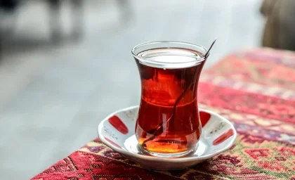 خبر مهم برای واردکنندگان؛ ثبت سفارش انبه و چای از فردا کلید می‌خورد / واردات انبه و چای وارد مرحله تازه شد؛ ثبت سفارش از فردا آغاز می‌شود / انبه و چای در مسیر واردات؛ آغاز ثبت سفارش از فردا و جزئیات بخشنامه جدید