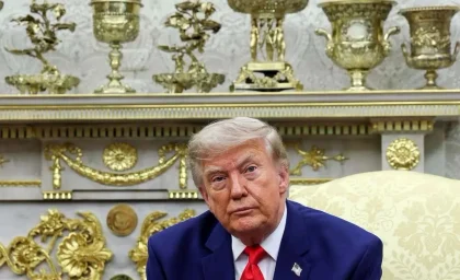 اخبار فوری آمریکا و ایران | بدهی ملی آمریکا به ۴۰ تریلیون دلار رسید؛ هزینه‌های جنگ ایران و کاهش درآمدهای تعرفه‌ای، اقتصاد واشنگتن را در گرداب فرو برد / ترامپ در بن‌بست؛ ‘عملیات اقتصادی روز D’ علیه ایران و اعتراف به تداوم جنگ بدون پایان مشخص