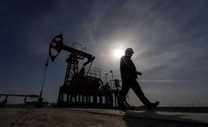 آخرین نرخ نفت برنت و WTI در بازار جهانی؛ قیمت طلای سیاه امروز چند شد؟ / شوک تازه در بازار انرژی؛ نفت برنت و نفت آمریکا امروز چند دلار معامله شدند؟