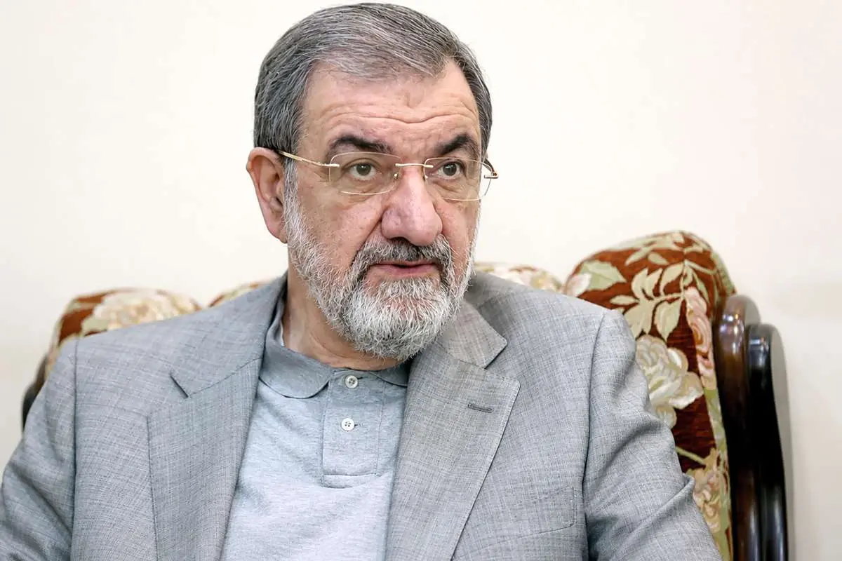 پیام مهم محسن رضایی به رهبر انقلاب؛ واکنش دبیر شورای عالی امنیت ملی به انتصاب فرماندهان جدید نیروهای مسلح / رضایی: انتصاب‌های جدید گامی مؤثر در تقویت بنیه دفاعی کشور است