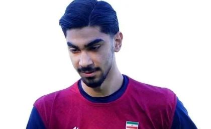 خبر فوری پرسپولیس | آقای گل مسابقات تدارکاتی پرسپولیس یک استقلالی از آب درآمد؛ ماجرای عجیب گلزنی ستاره سابق آبی‌ها برای رقیب سنتی / واکنش هواداران به حضور بازیکن استقلال در اردوی سرخپوشان؛ این انتقال در سکوت خبری انجام شد