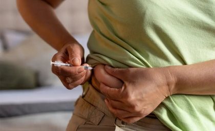 آمپول لاغری چیست و چه کسانی می توانند از آن استفاده کنند؟ توصیه مهم فوق تخصص غدد درباره آمپول لاغری / توصیه فوق تخصص غدد درباره آمپول لاغری؛ عوارض، شرایط مصرف و نکات مهم قبل از تزریق