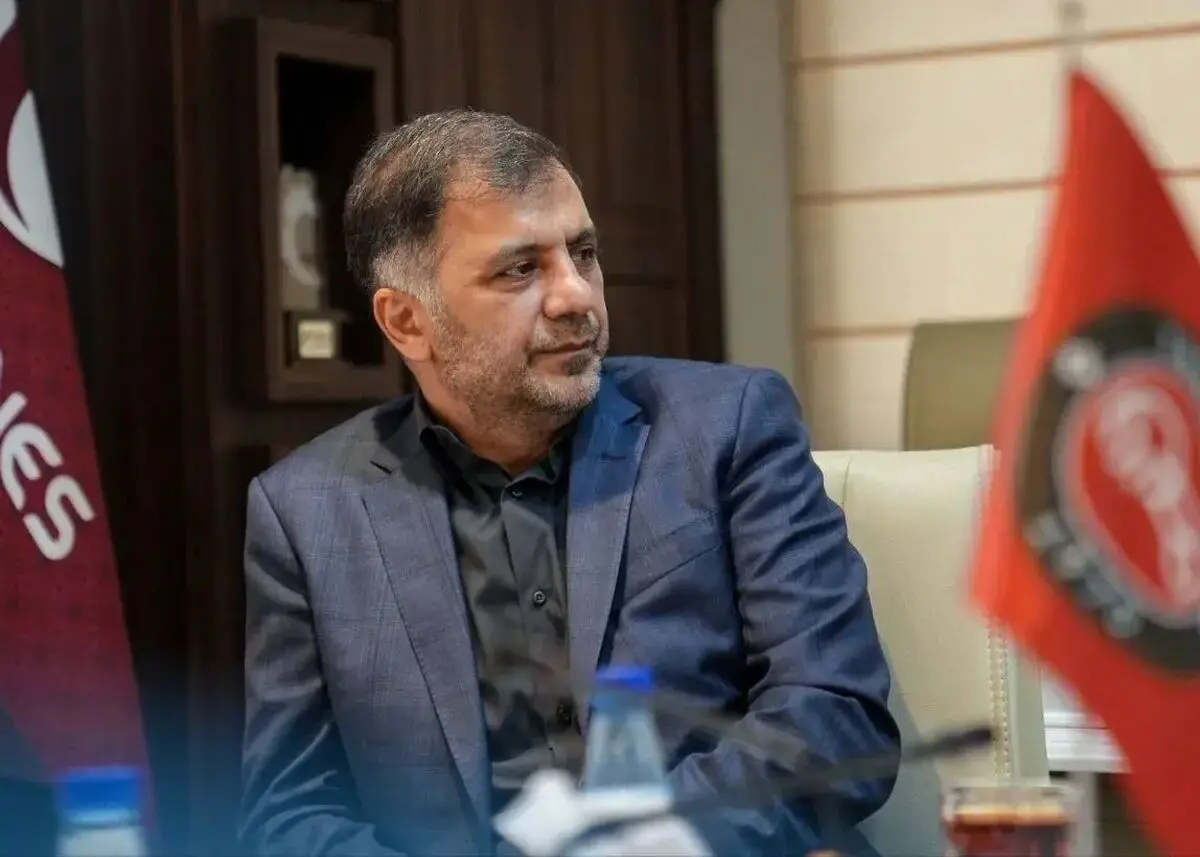 حجت کریمی به بازی بدون تماشاگر تراکتور و پرسپولیس اعتراض کرد / درخواست مهم برای حضور هواداران / رایزنی مدیرعامل تراکتور آغاز شد