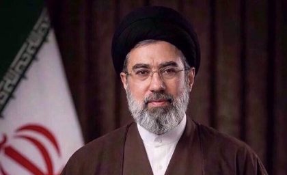هر کار تفرقه انگیزی از هر فردی با هر جایگاهی در جهت مقصود دشمن است