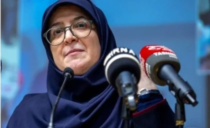 توضیح مهاجرانی درباره طرح دورکاری برخی ادارات/کاری نمی‌کنیم فشار مضاعف به معیشت وارد شود