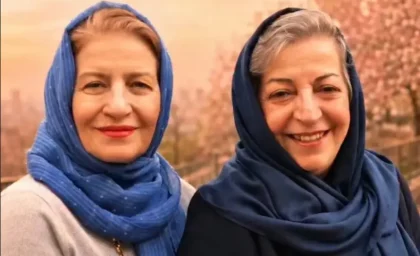 خبر داغ هنرمندان | رمزگشایی از دلیل تذکر احترام برومند به لیلی رشیدی؛ انتشار ویدیوی قدیمی از خواهر احترام برومند، حساسیت قدیمی این خانواده را به نحوه نشستن فاش کرد / مرضیه برومند: خواهرم همیشه به ما می‌گفت پا روی پا نندازید؛ تذکر احترام به لیلی رشیدی ریشه در یک باور دیرینه دارد