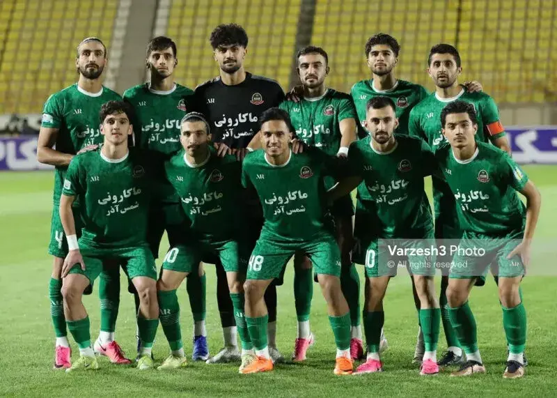 اخبار فوری لیگ برتر | وحید رضایی : برنامه فشرده مسابقات باعث افزایش مصدومیت ها می شود / سرمربی شمس آذر : بازیکنانمان تجربه بازی با فاصله چهار روزه را ندارند و در چهار هفته آینده هیچ بازیکنی برای تیمی باقی نمی ماند