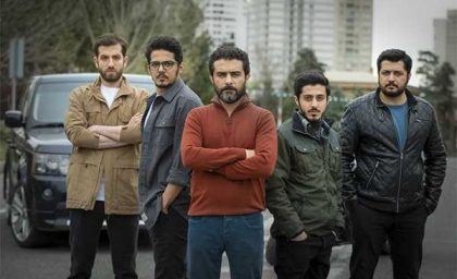 اخبار داغ سینما و سیاست | تهیه کننده سریال گاندو با انتشار متنی در فضای مجازی حسن روحانی را تهدید کرد / در بخشی از متن آمده است: اگر این انسان ها (همکارانم) را با یک خبر دروغ ببرند شما را هم خواهم برد