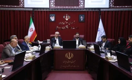 انرژی | راهکارهای بهینه‌سازی مصرف و توزیع عادلانه یارانه‌های انرژی بررسی شد / نشست مشترک وزیر اقتصاد و رئیس سازمان بهینه‌سازی انرژی / تأکید بر استفاده از ظرفیت بازار سرمایه و نظام بانکی