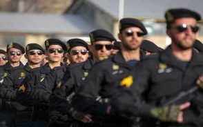 فیش حقوقی کارکنان نیروی انتظامی | انتقاد نماینده مجلس در صحن علنی / چه کسی تصمیم گرفته مجلس هفته ای دو روز و روزی یک ساعت و نیم جلسه داشته باشد؟