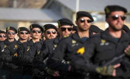 فیش حقوقی کارکنان نیروی انتظامی | انتقاد نماینده مجلس در صحن علنی / چه کسی تصمیم گرفته مجلس هفته ای دو روز و روزی یک ساعت و نیم جلسه داشته باشد؟